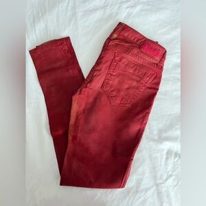 Robin’s jean